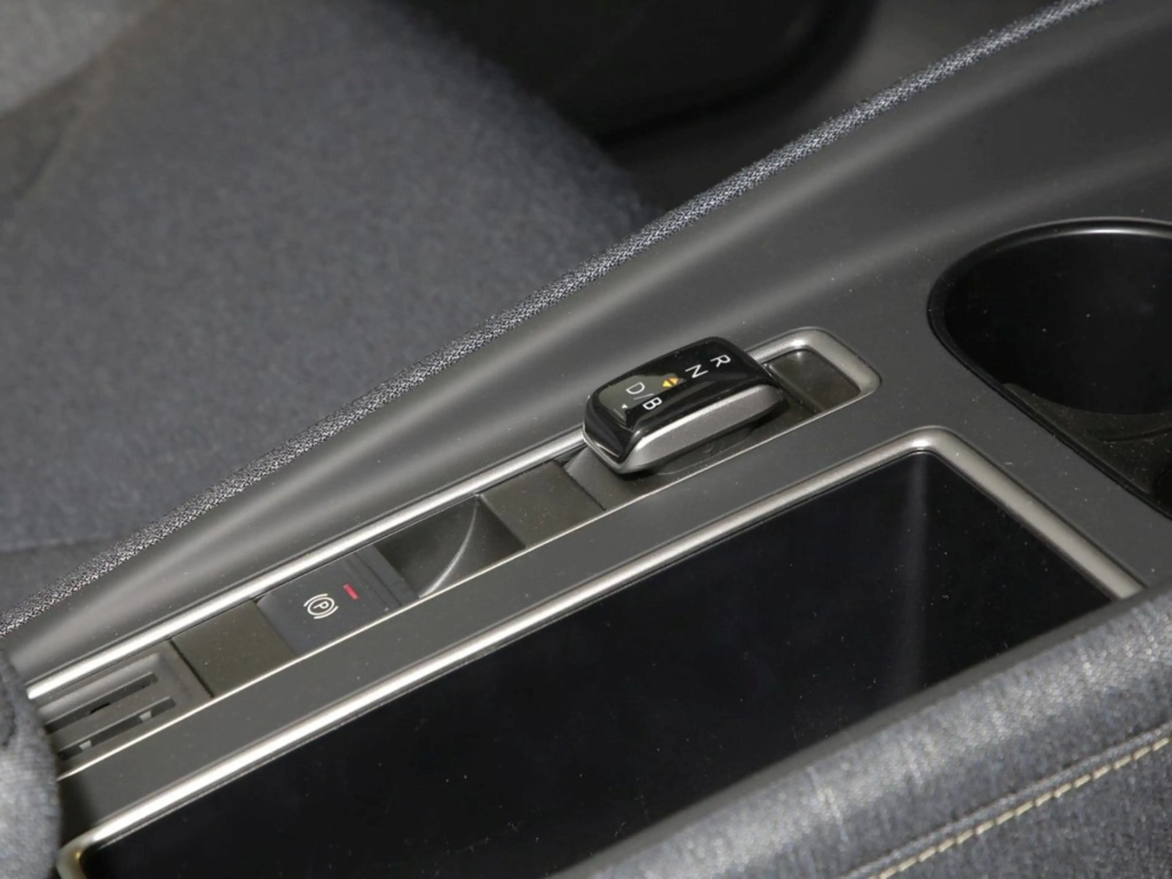 Skoda Elroq Selection 85 UPE 50.050 19" AHK Wärmepumpe — photo 10
