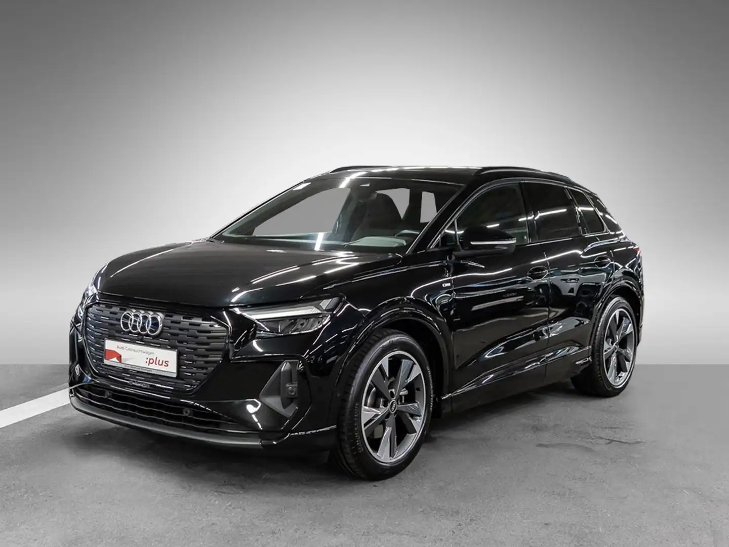 Audi Q4 e-tron 35 S line Pano VirtCo Standklima 20'' Schwarz - 2