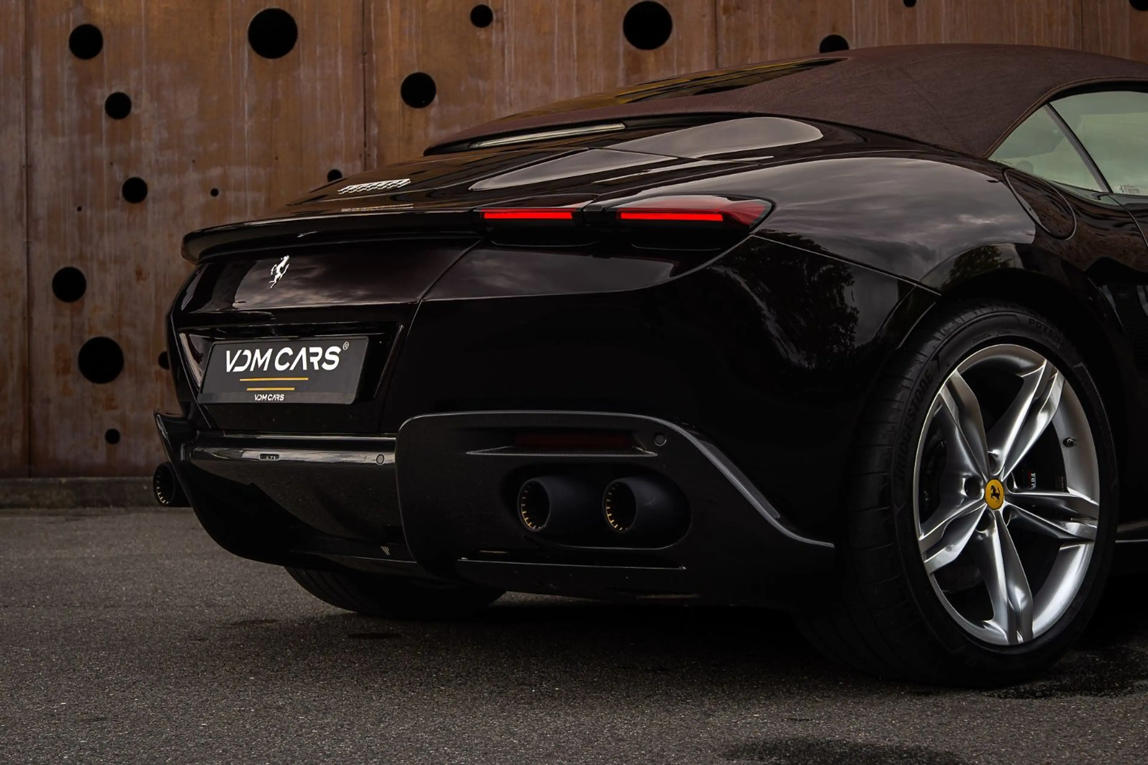Ferrari Roma Spider *SPECIAL COLOR*VENT*VOLL*LP €345.000 — photo 9
