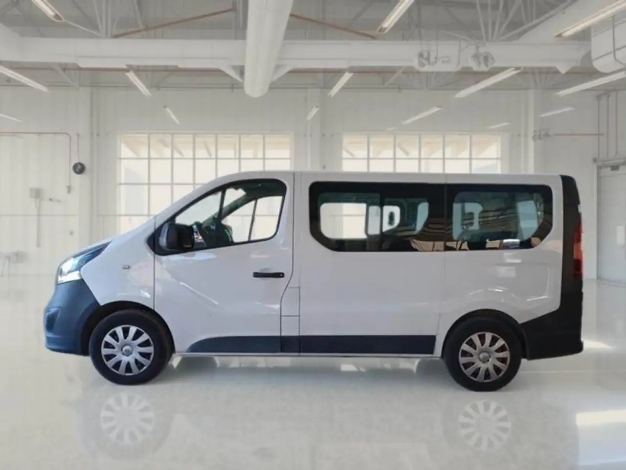 2018 Opel Vivaro Vivaro 9 POSTI combi 1.6 cdti 95cv L1H1, photograph 8