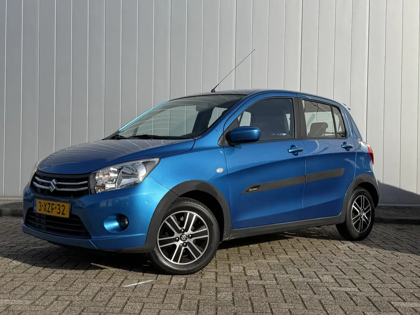 Suzuki Celerio 1.0 Exclusive GT | Trekhaak | Cruise | PDC achter Bleu - 1