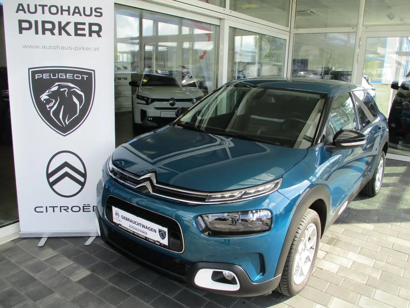 Citroen C4 Cactus PT110 Shine Blau - 1