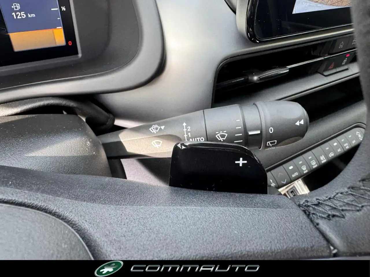 Jeep Avenger 1.2 Turbo 110 CV MHEV Summit 17