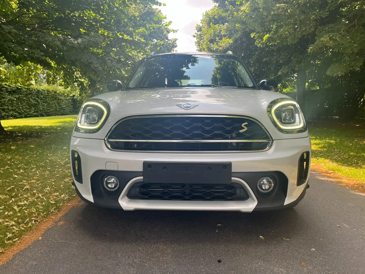 MINI Cooper SE Countryman 1.5 PHEV ALL4  LED Carplay ACC Black Pack Facelift Wit - 2