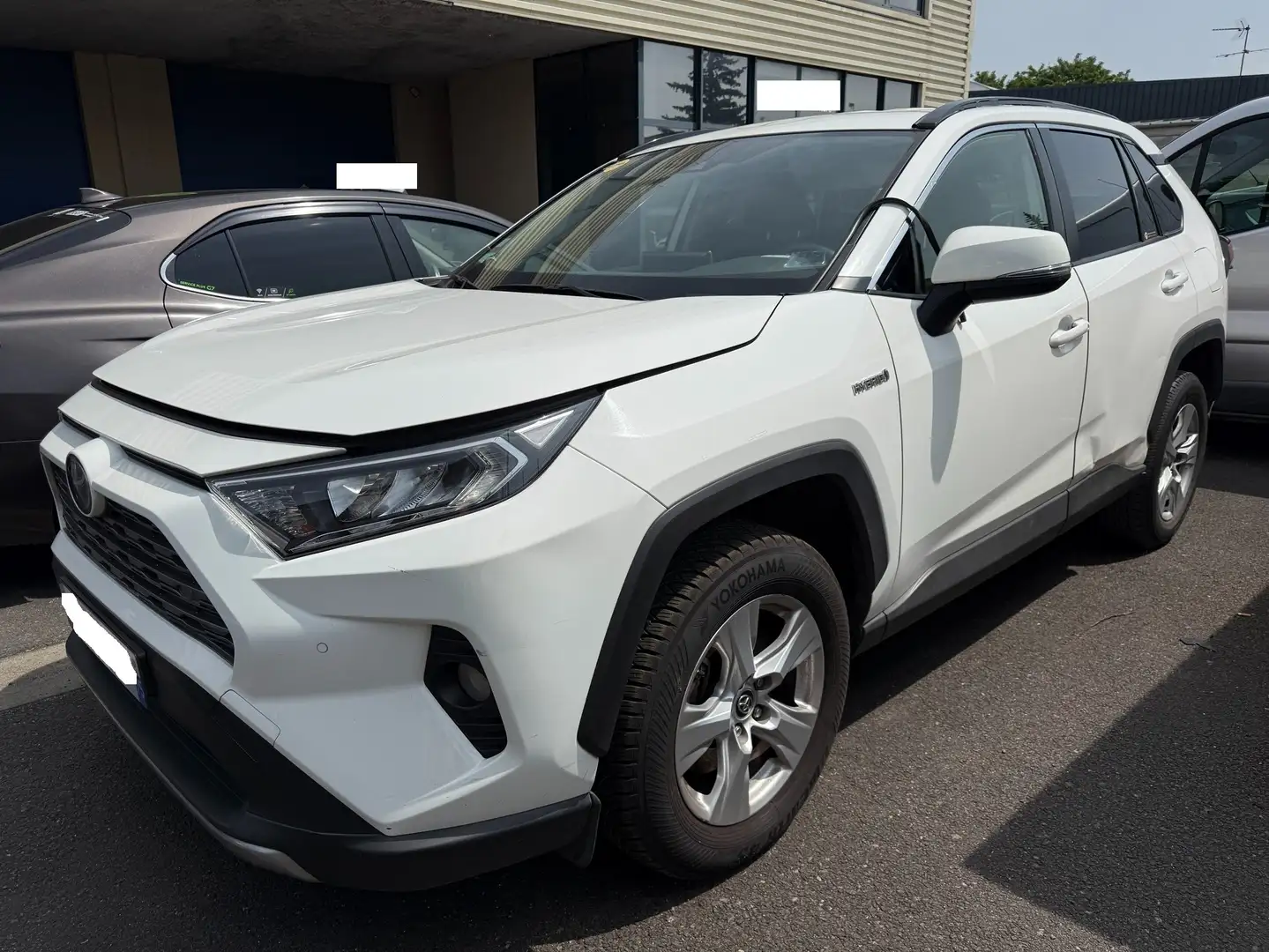 Toyota RAV 4 13300ht HYBRIDE 218CH DYNAMIC 2WD Blanc - 1