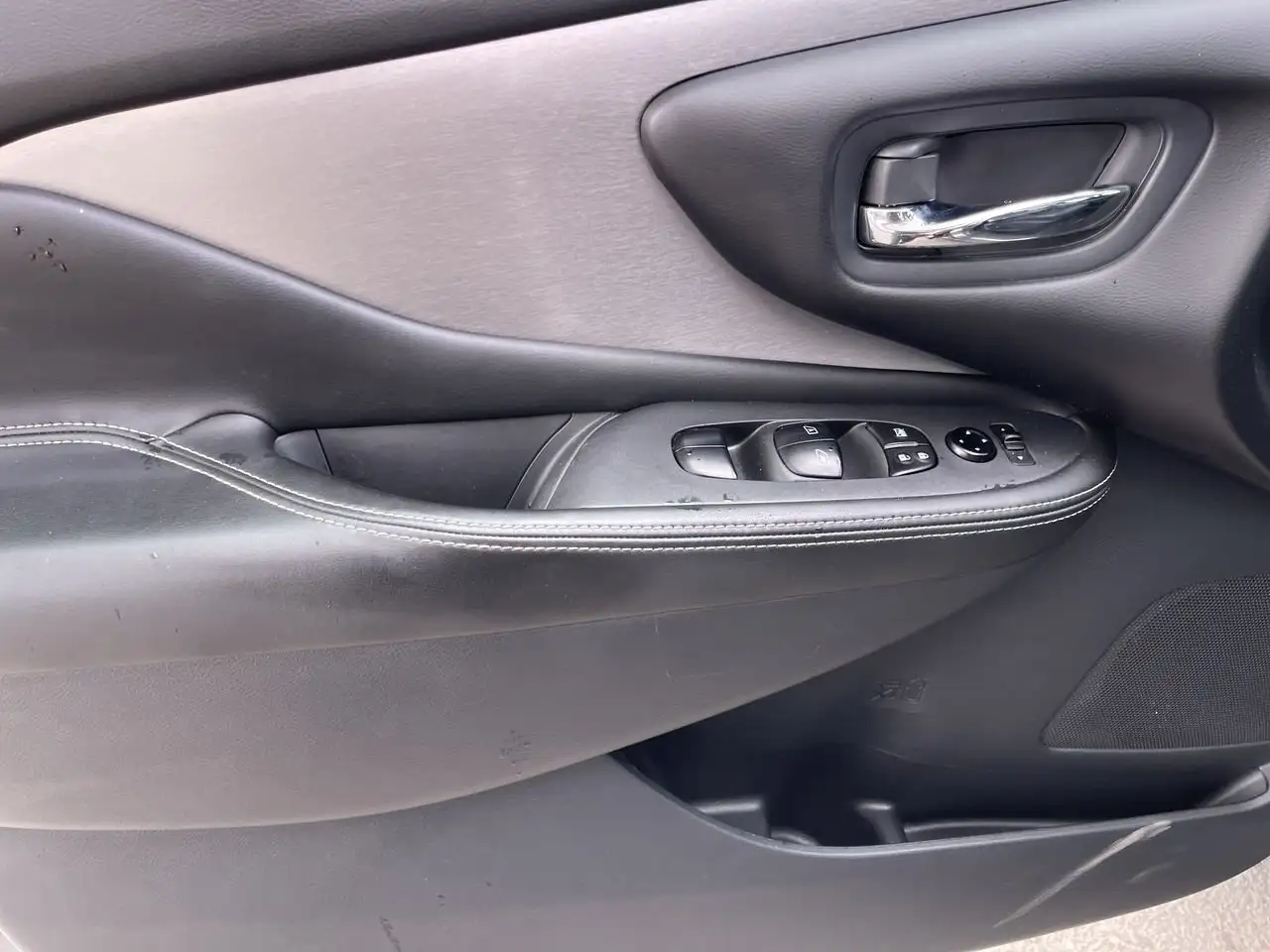 Nissan Murano снимка Nissan Murano