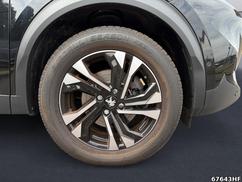 Peugeot e-2008 GT — photo 5