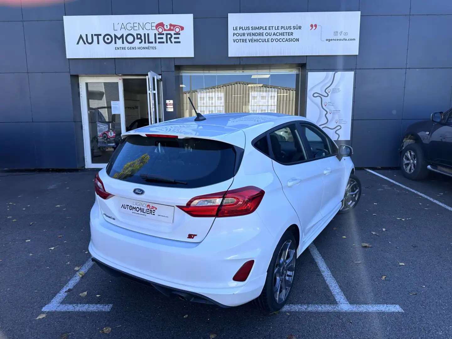 Ford Fiesta 1.0 EcoBoost 100ch S&S BVM6 ST-Line Argent - 2