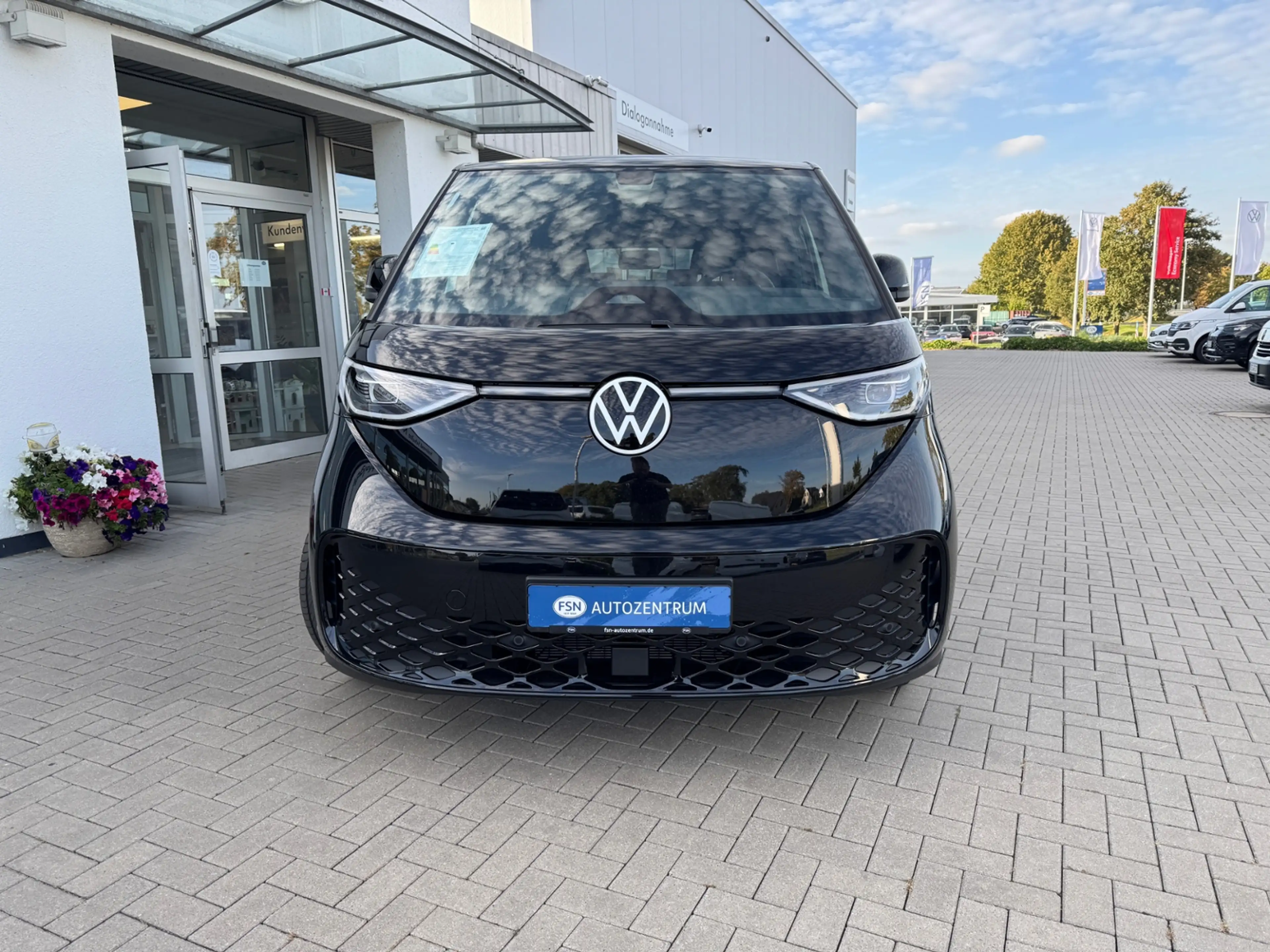 Volkswagen ID. Buzz Pro langer Radstand Motor: 210 kW (286 PS) 86 kWh — photo 3
