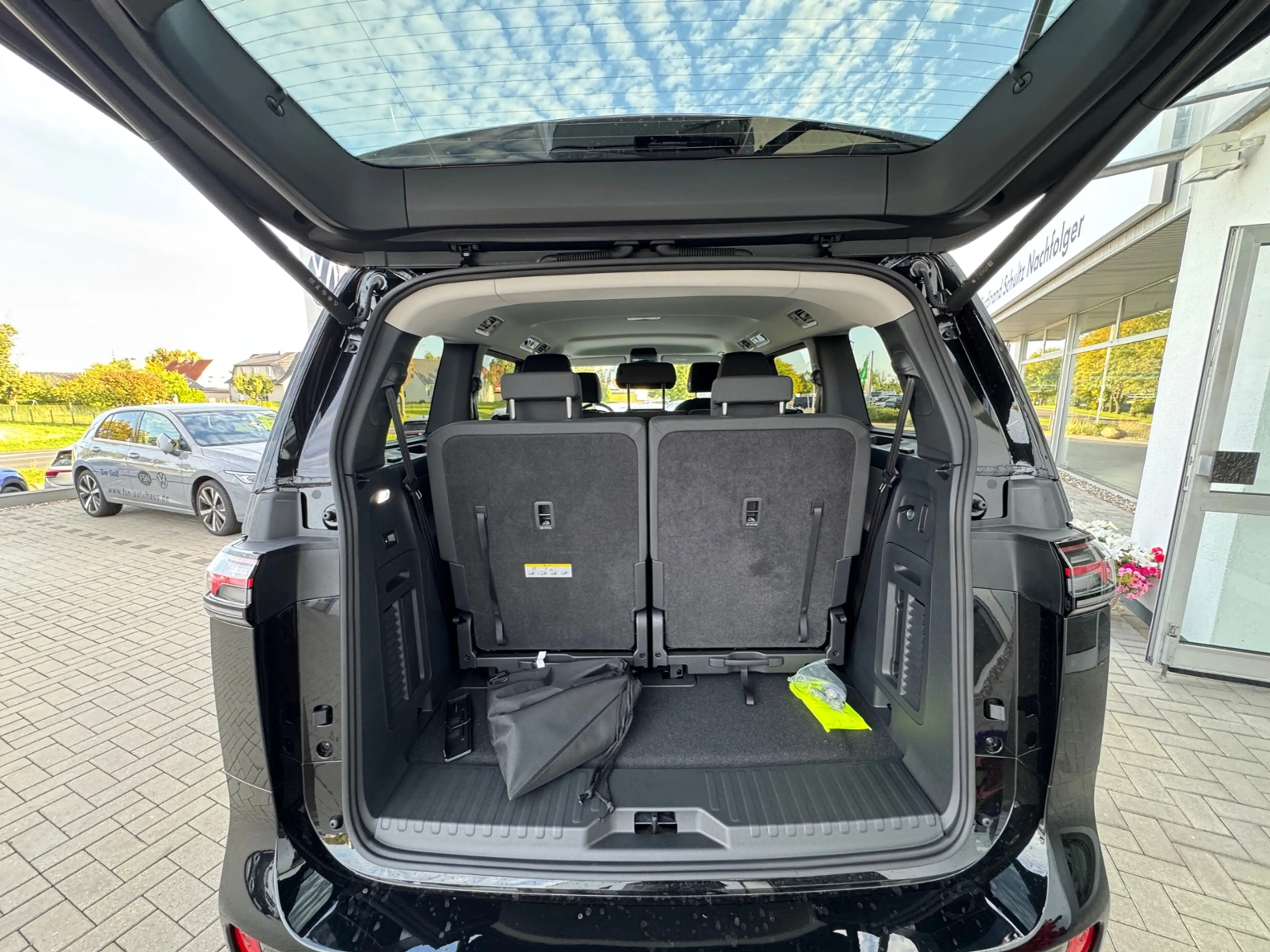 Volkswagen ID. Buzz Pro langer Radstand Motor: 210 kW (286 PS) 86 kWh — photo 8