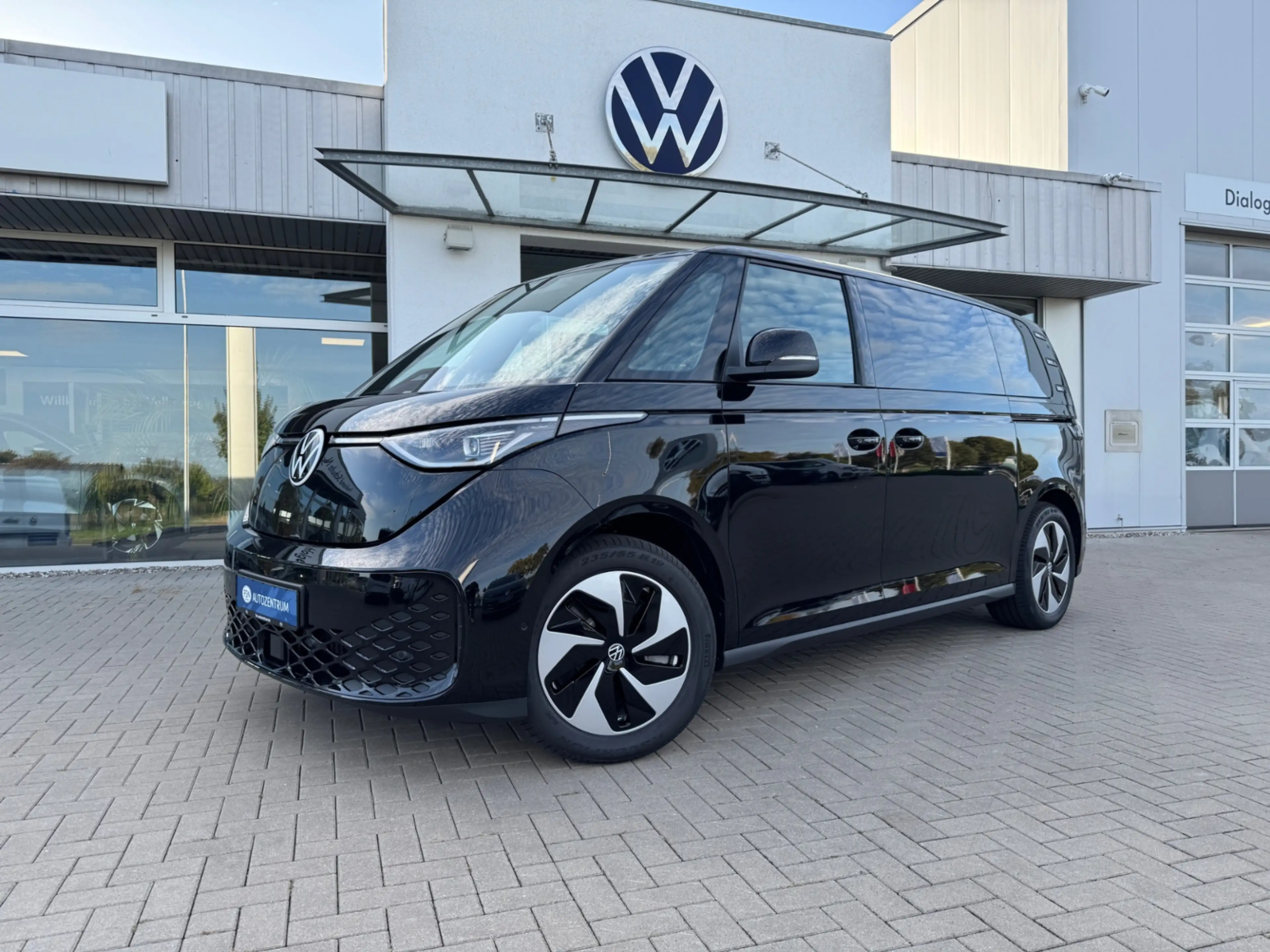 Volkswagen ID. Buzz Pro langer Radstand Motor: 210 kW (286 PS) 86 kWh — photo 2