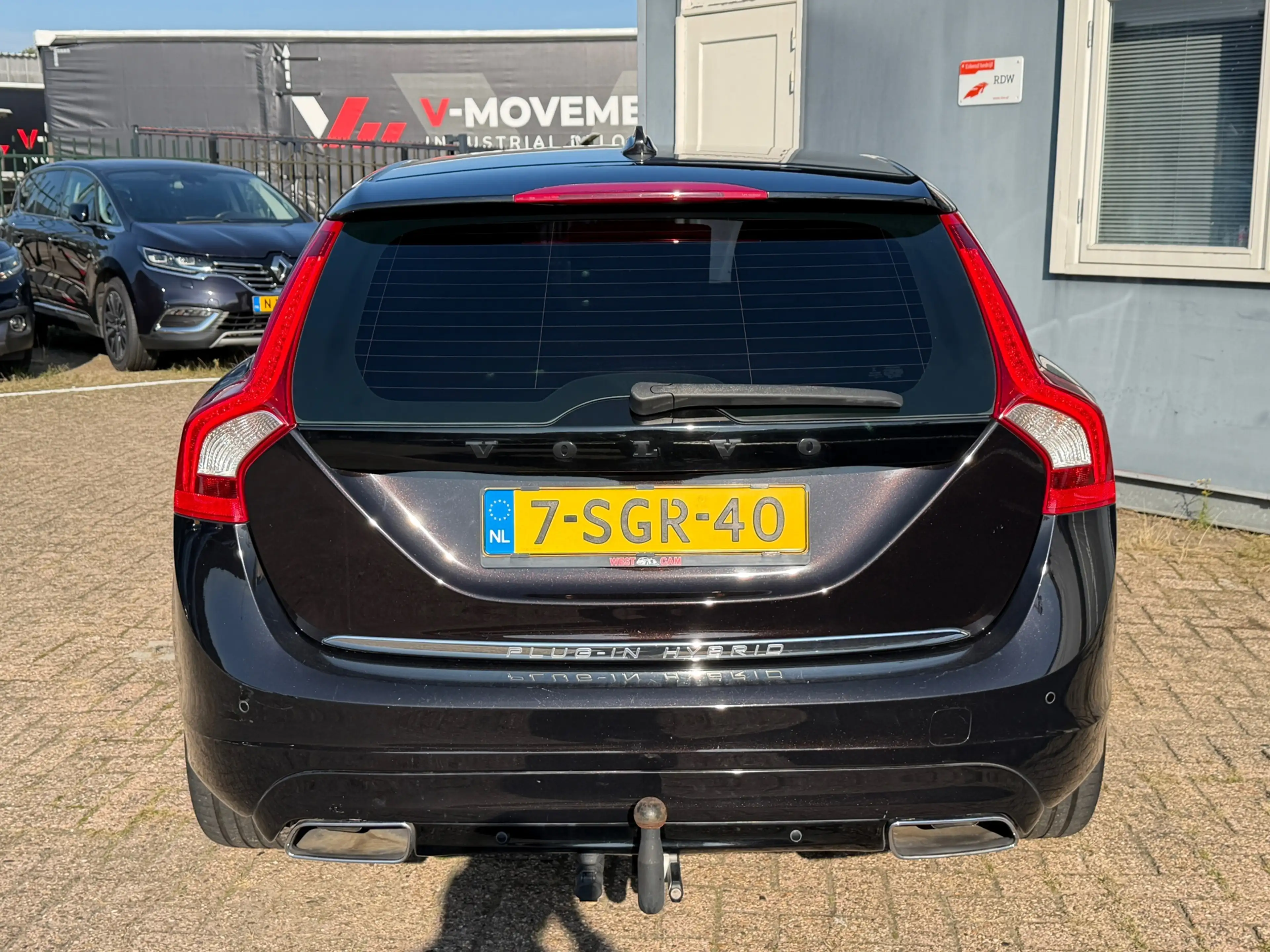 Volvo V60 2.4 D6 AWD Plug-In Hybrid Summum|Pano|Memory|H&K — photo 8