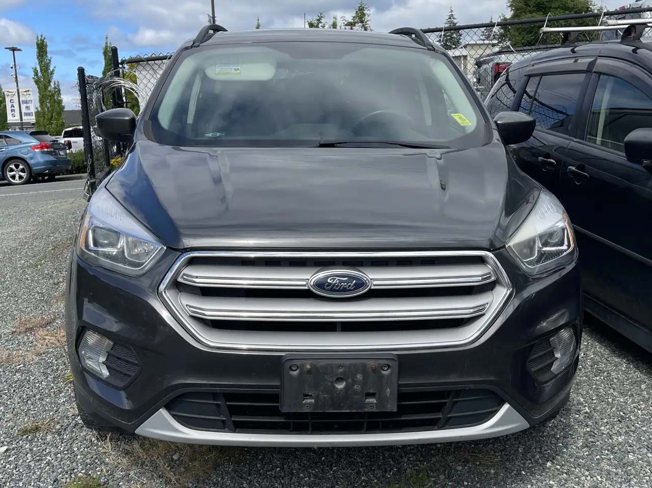 Ford Escape снимка Ford Escape