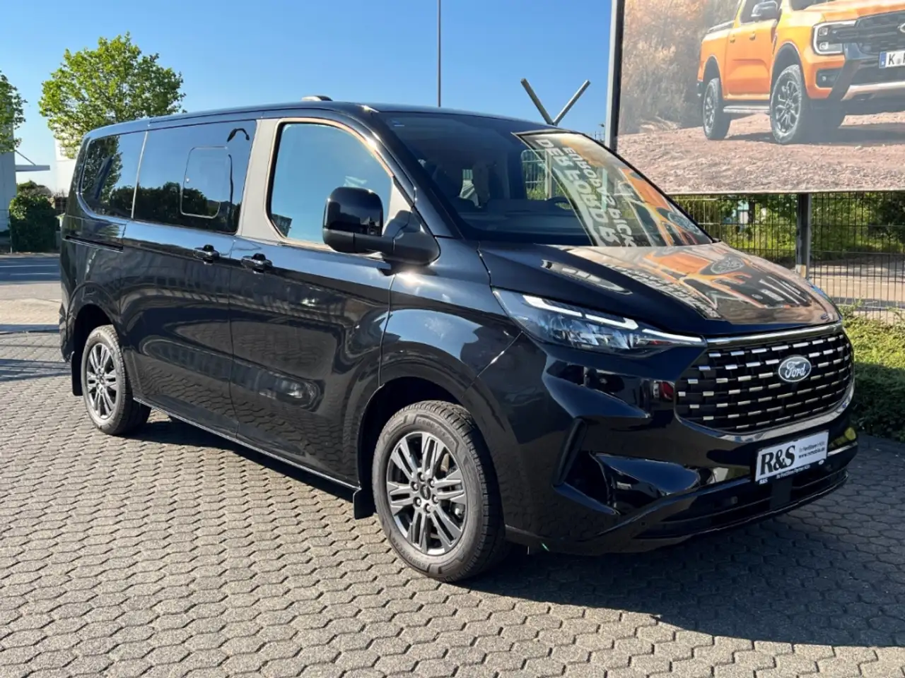 Ford Tourneo 320 L1 Titanium X-Paket 5 Jahre Garantie, миниатюра 3