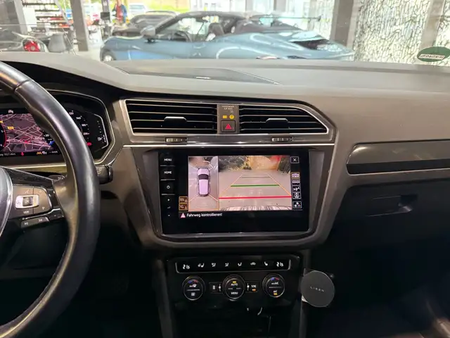 Volkswagen Tiguan view 14