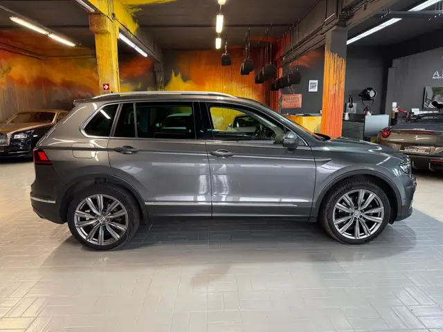 Volkswagen Tiguan view 8