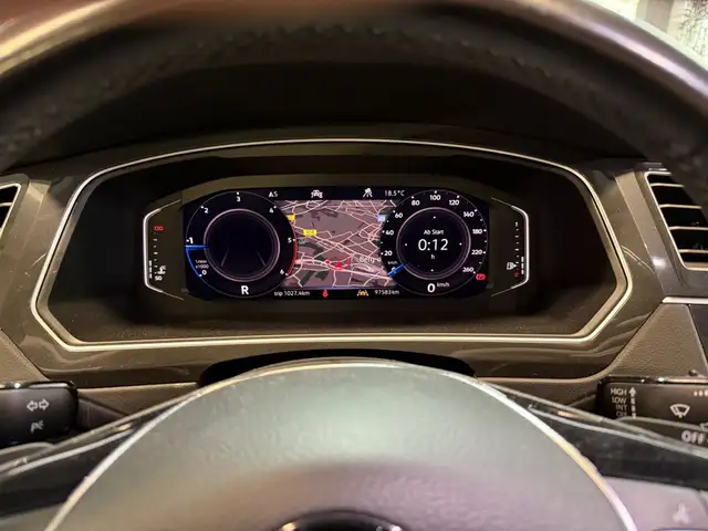 Volkswagen Tiguan view 13