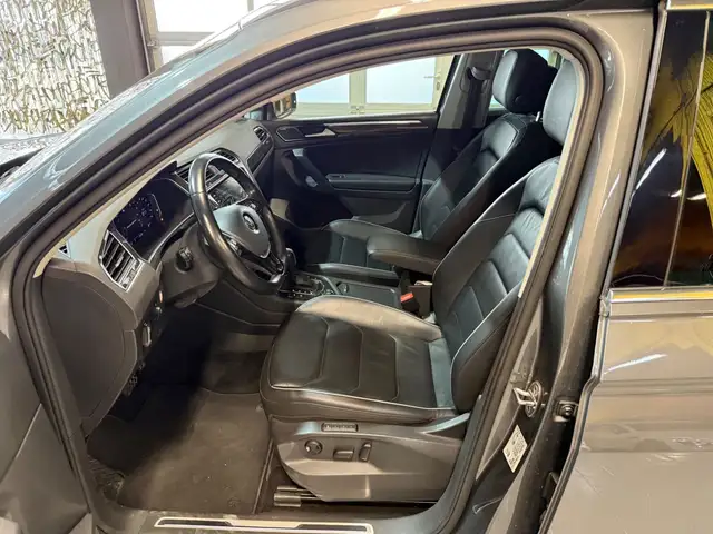 Volkswagen Tiguan view 15