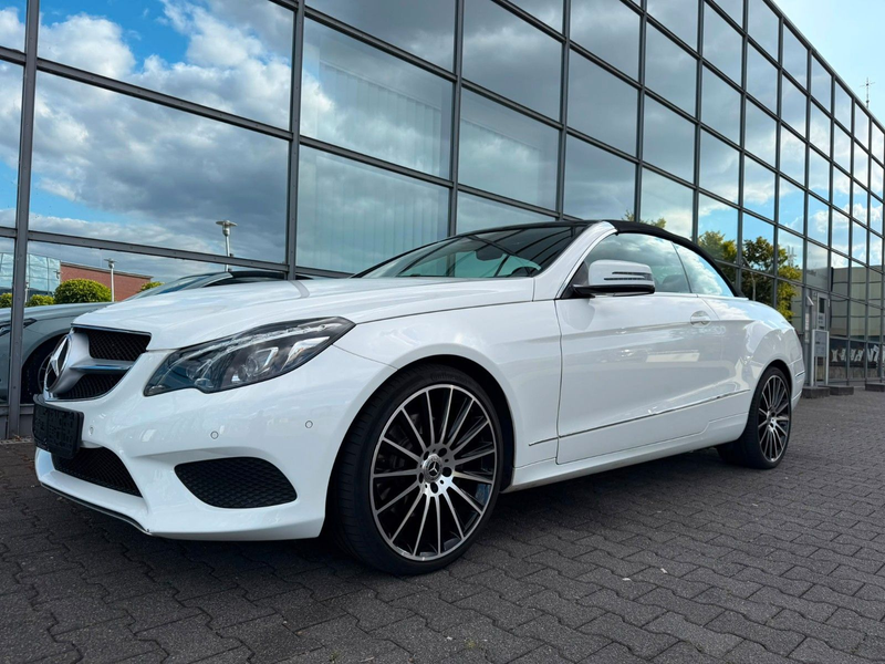 Mercedes-Benz E 350 E Cabrio AMG Leder Navi LED — photo 14