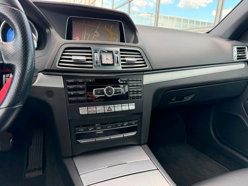 Mercedes-Benz E 350 E Cabrio AMG Leder Navi LED — photo 15