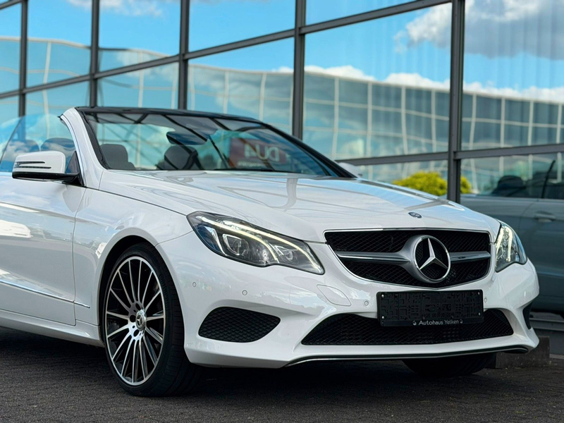 Mercedes-Benz E 350 E Cabrio AMG Leder Navi LED