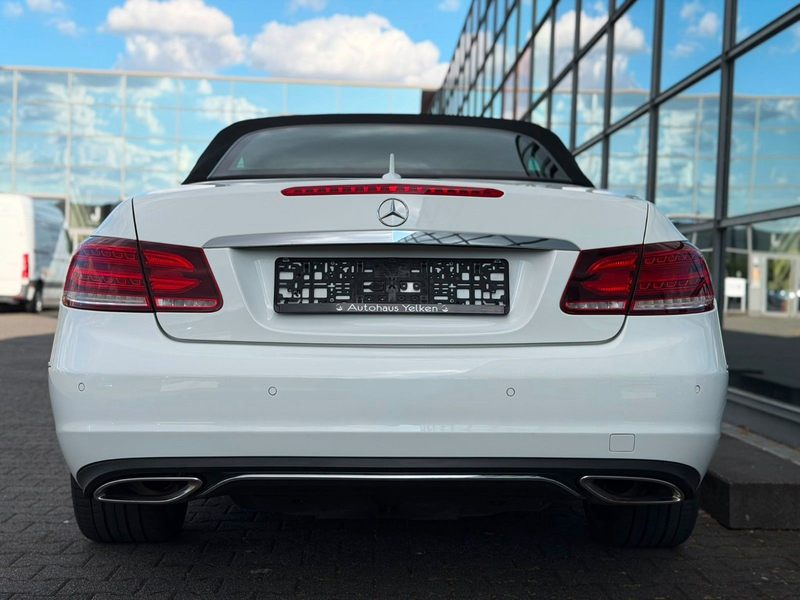 Mercedes-Benz E 350 E Cabrio AMG Leder Navi LED — photo 7