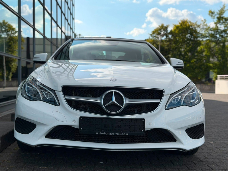 Mercedes-Benz E 350 E Cabrio AMG Leder Navi LED — photo 8