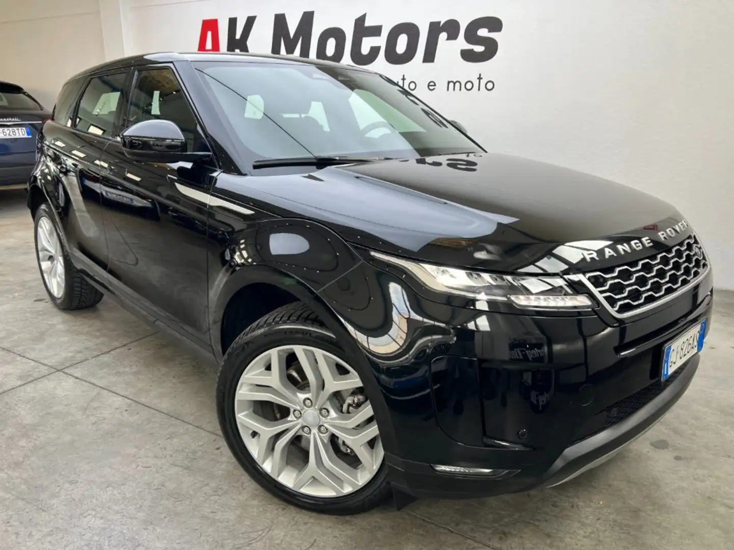 Land Rover Range Rover Evoque 1.5 I3 PHEV 300 CV AWD Auto Nero - 1
