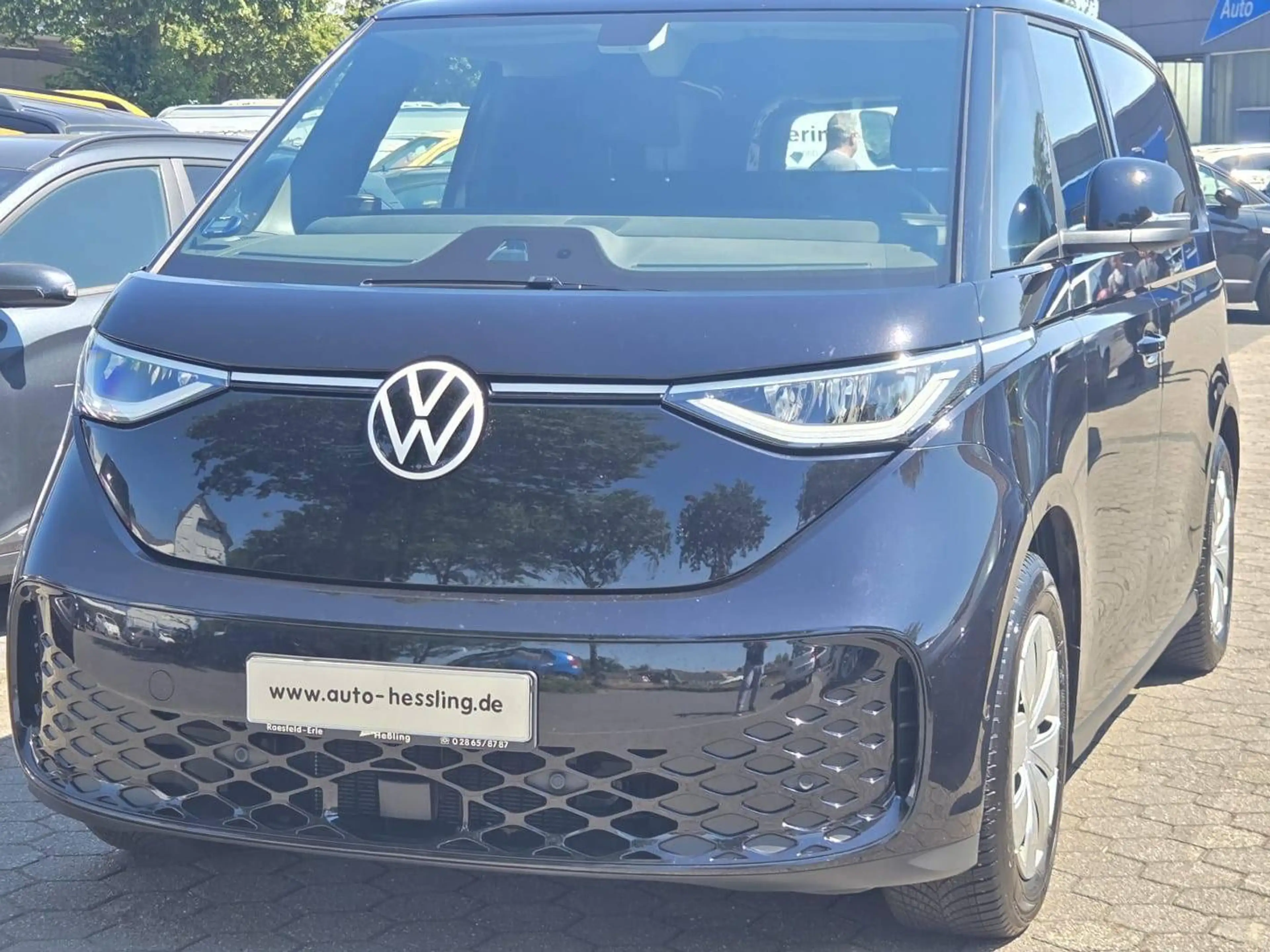 Volkswagen ID. Buzz Cargo 150 kW — photo 3