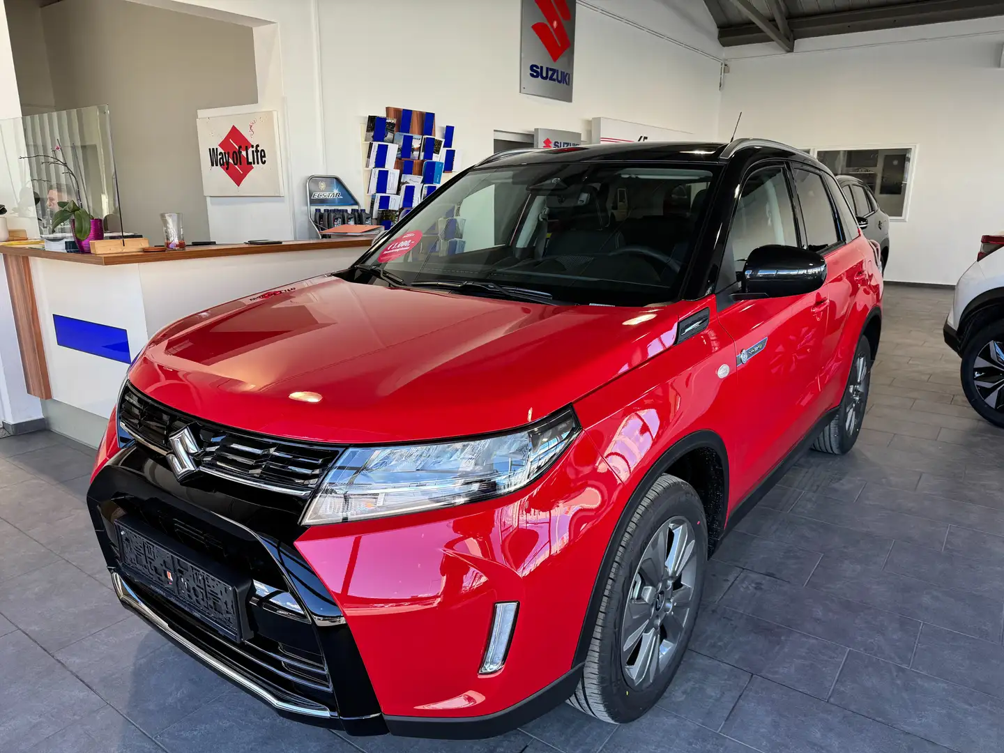 Suzuki Vitara Vitara 1,4 Hybrid ALLGRIP shine shine Rot - 1