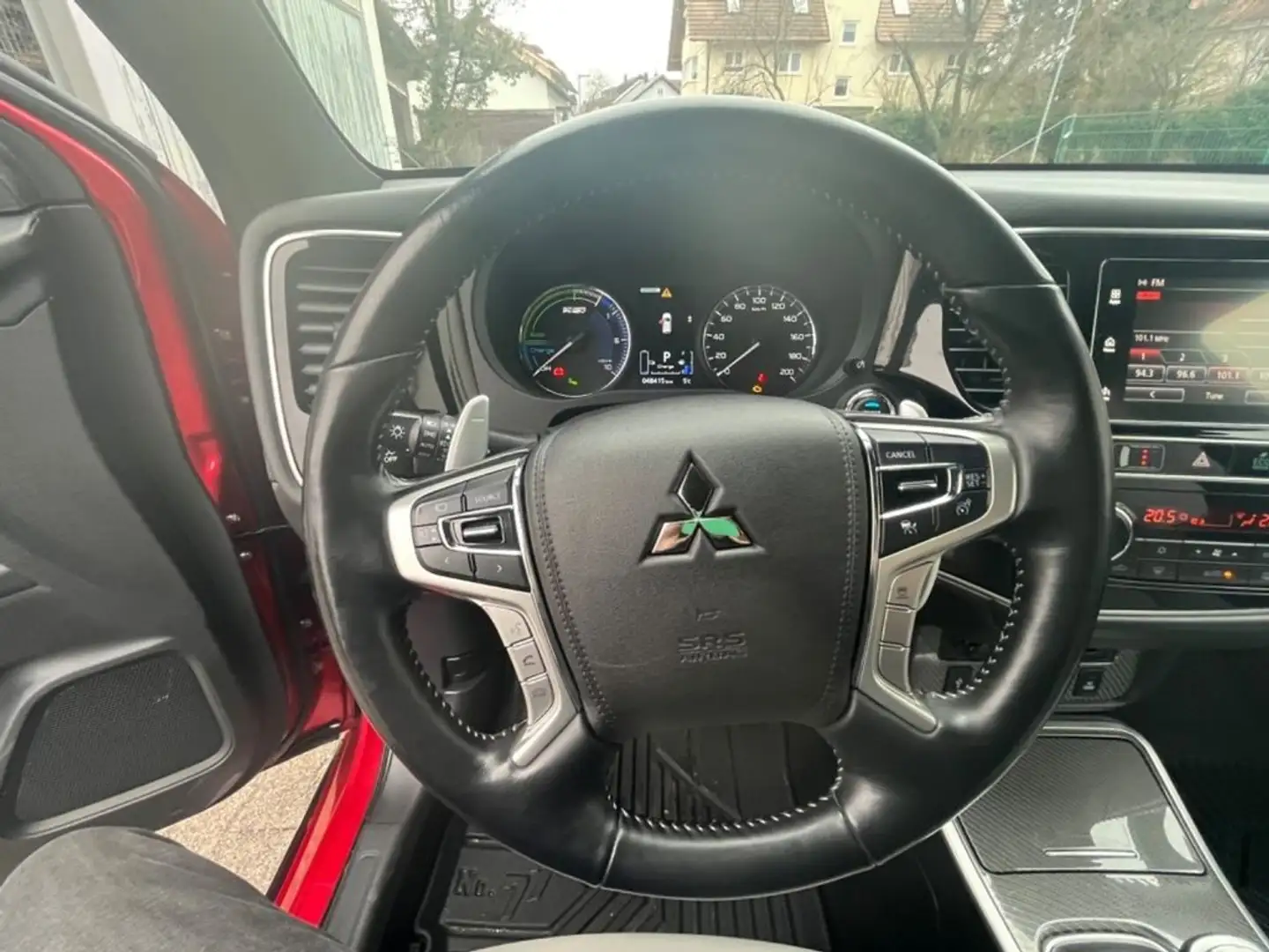 Mitsubishi Outlander 2.4 MIVEC 4WD PHEV Diamond SDA Rosso - 1