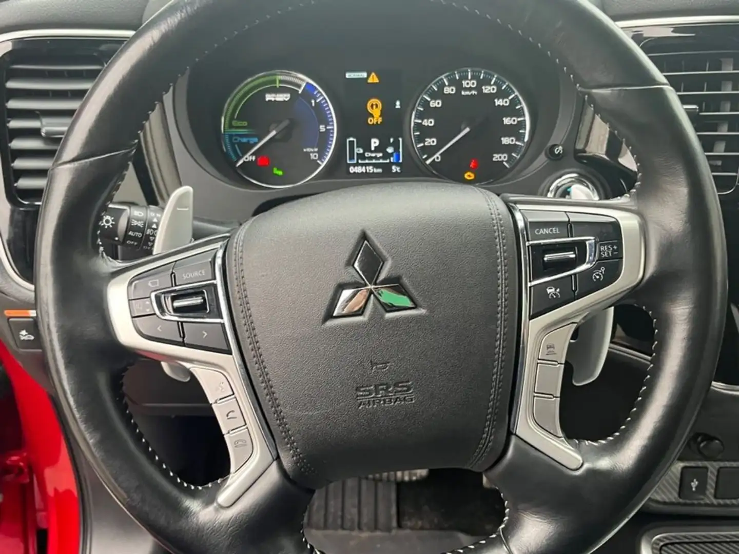 Mitsubishi Outlander 2.4 MIVEC 4WD PHEV Diamond SDA Rosso - 2
