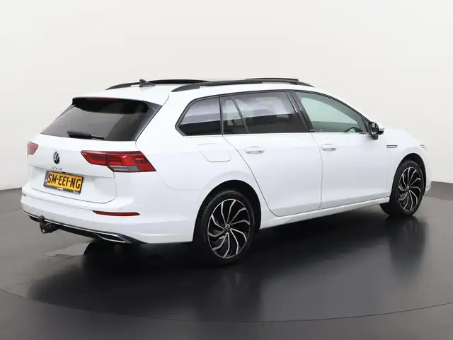 Volkswagen Golf view 5