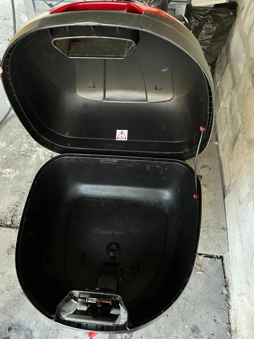 Honda Vision 110 executive avec porte gsm , parebrise et coffre Black - 2