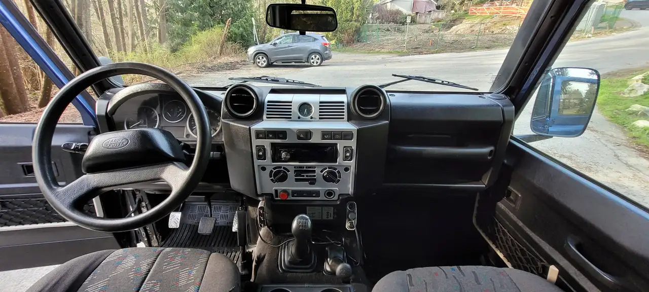 Land Rover Defender снимка Land Rover Defender