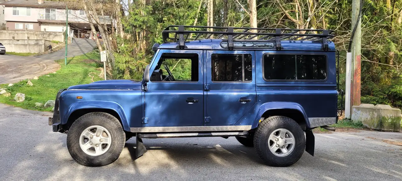 Land Rover Defender снимка Land Rover Defender