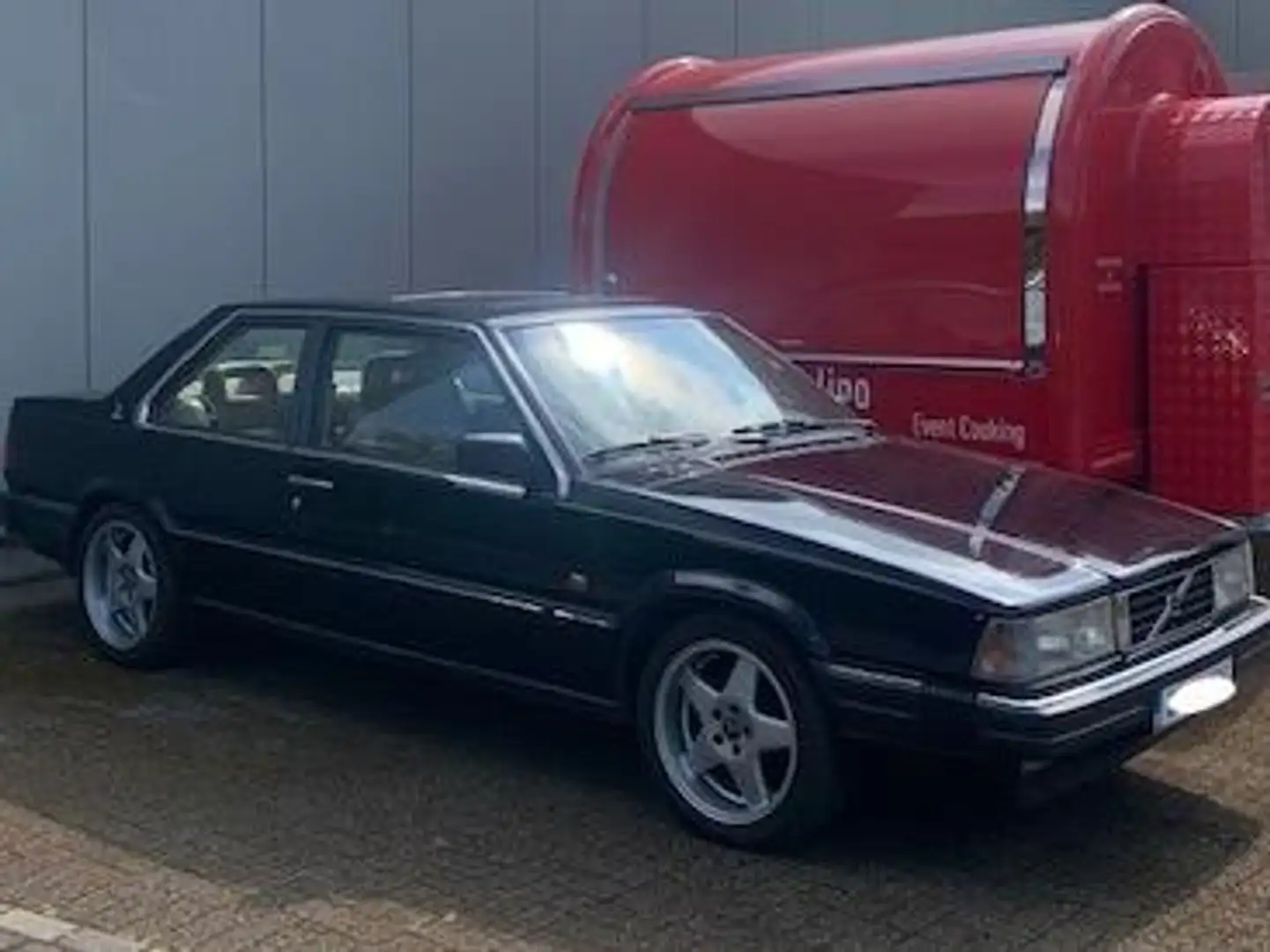 Volvo 780 Schwarz - 2
