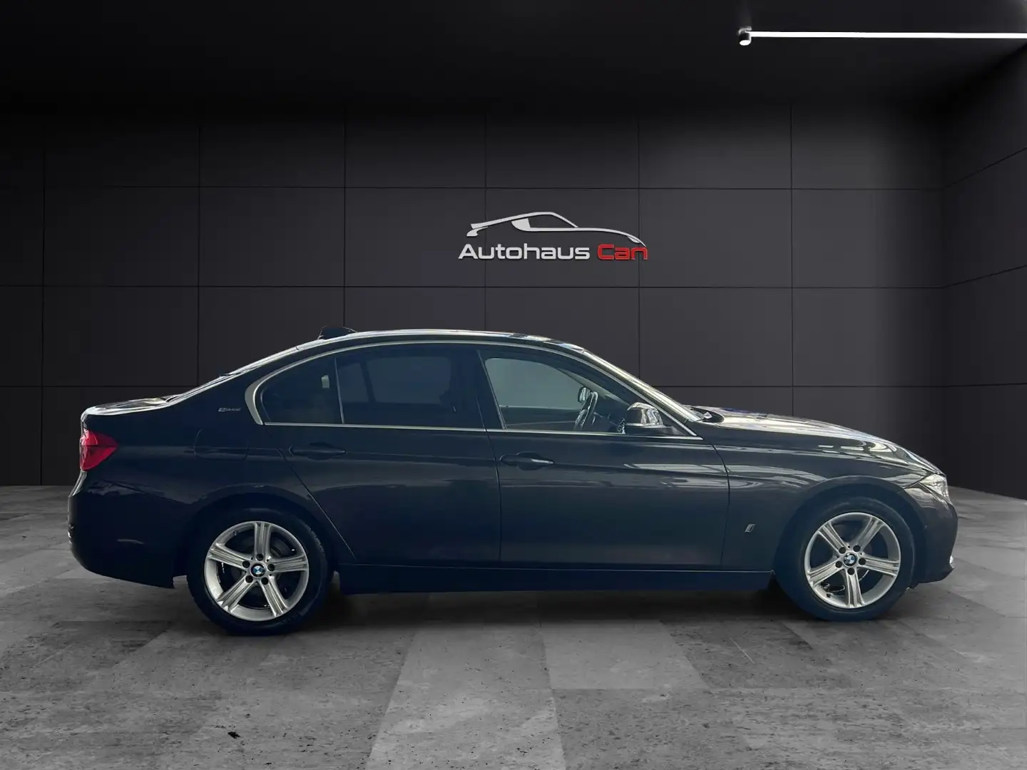 BMW 330 e iPerformance /LEDER/LED/SHD/LADEGERÄT Braun - 2