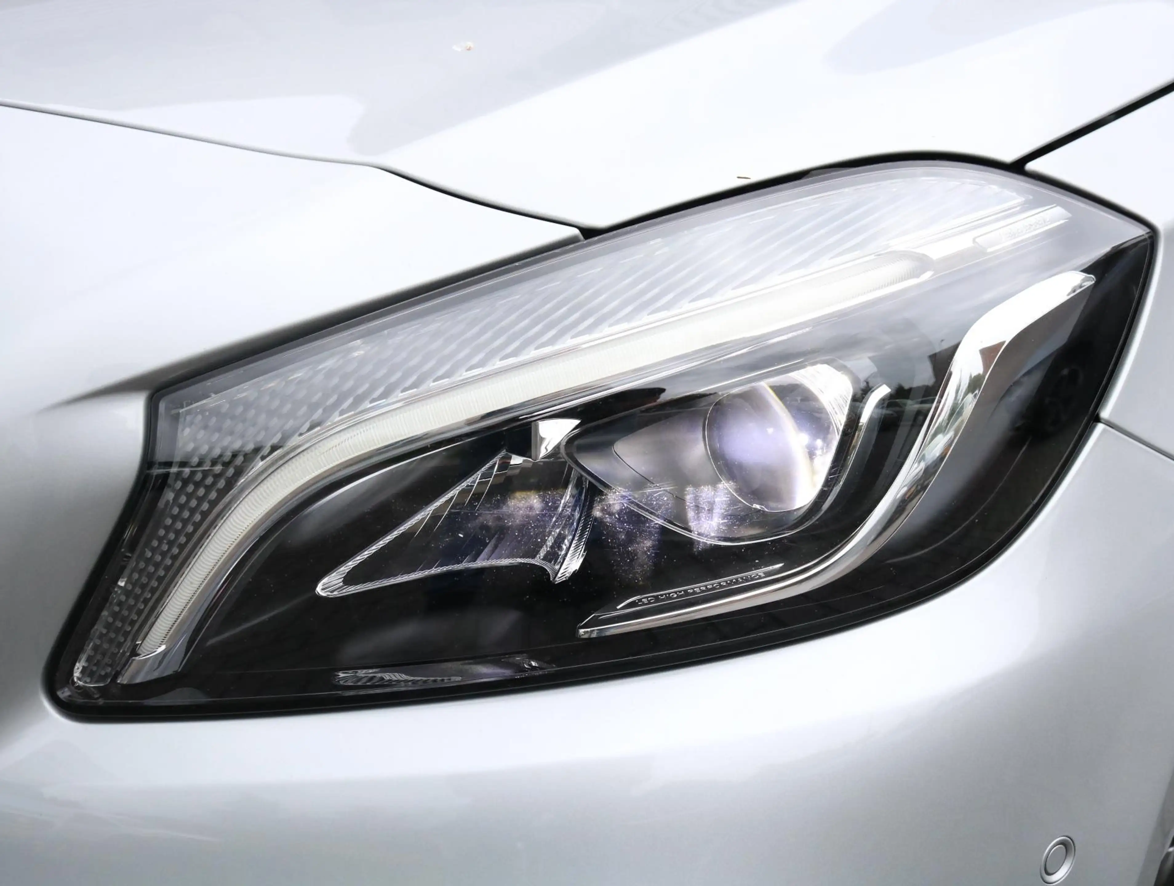 Mercedes-Benz A 180 AMG Line | Panoramadak | Apple Carplay — photo 10