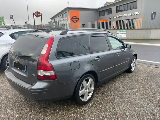 Volvo V50