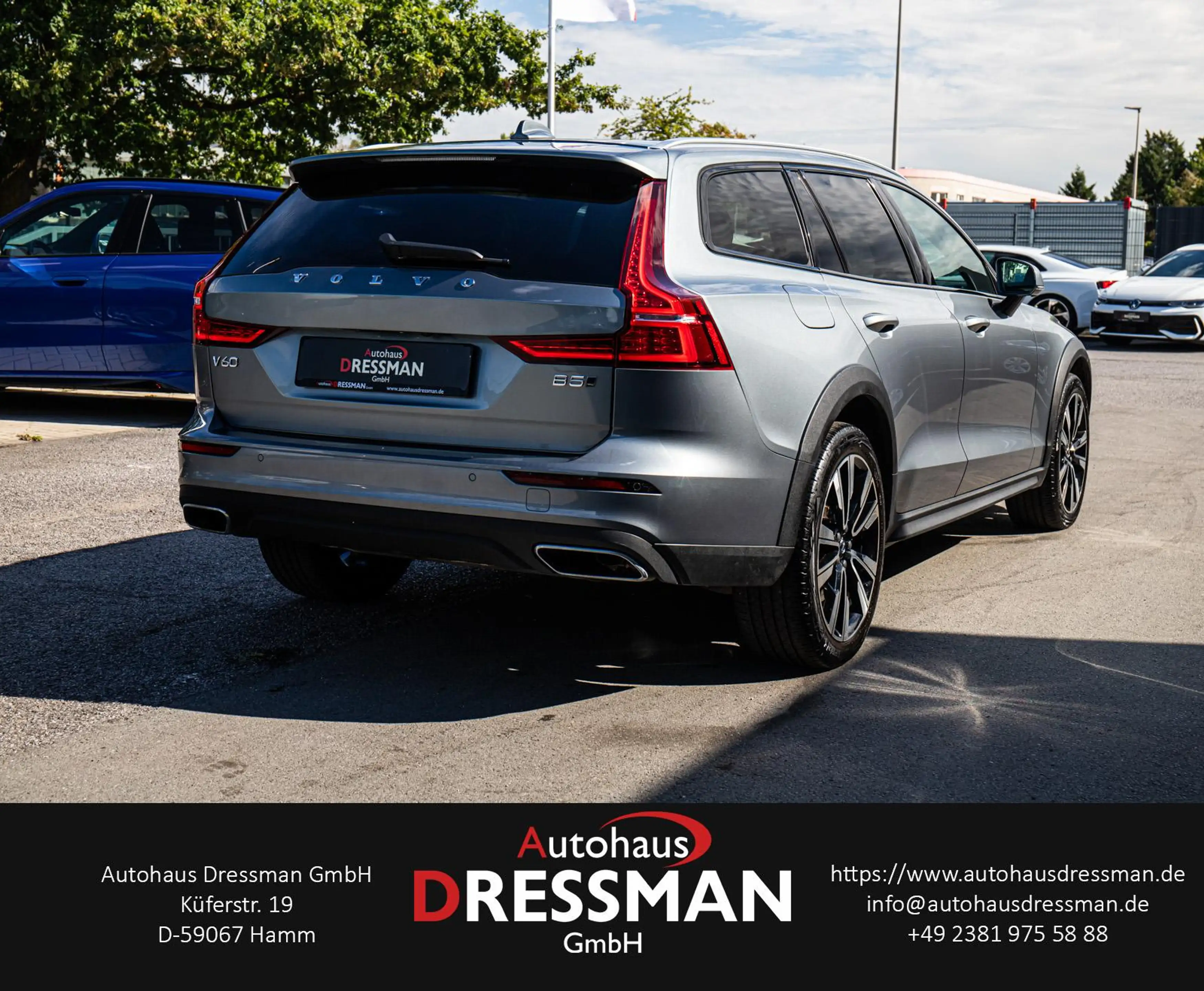 Volvo V60 Cross Country PRO PANO 360° LED SHZ STANDHZG — photo 4