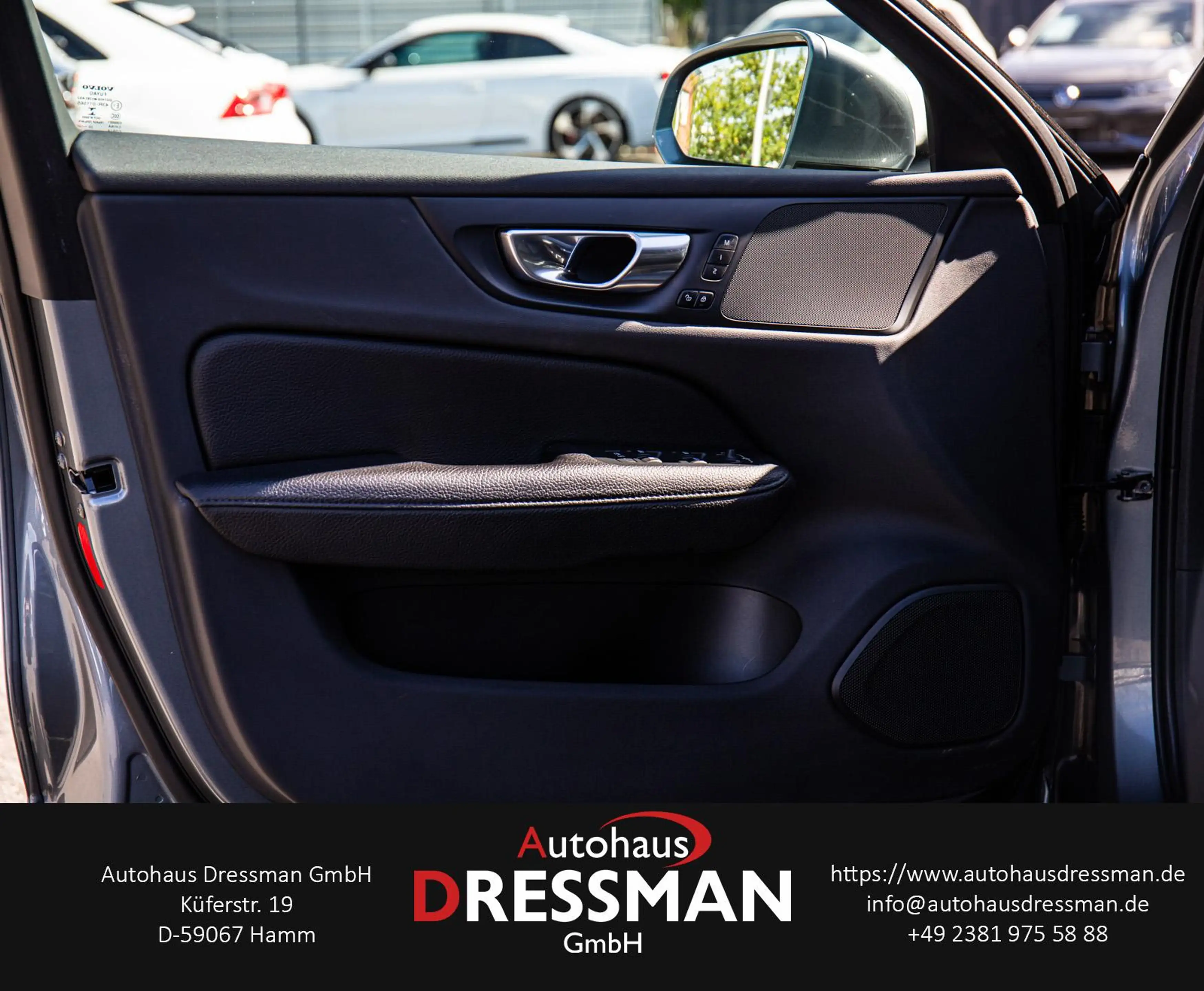 Volvo V60 Cross Country PRO PANO 360° LED SHZ STANDHZG — photo 9