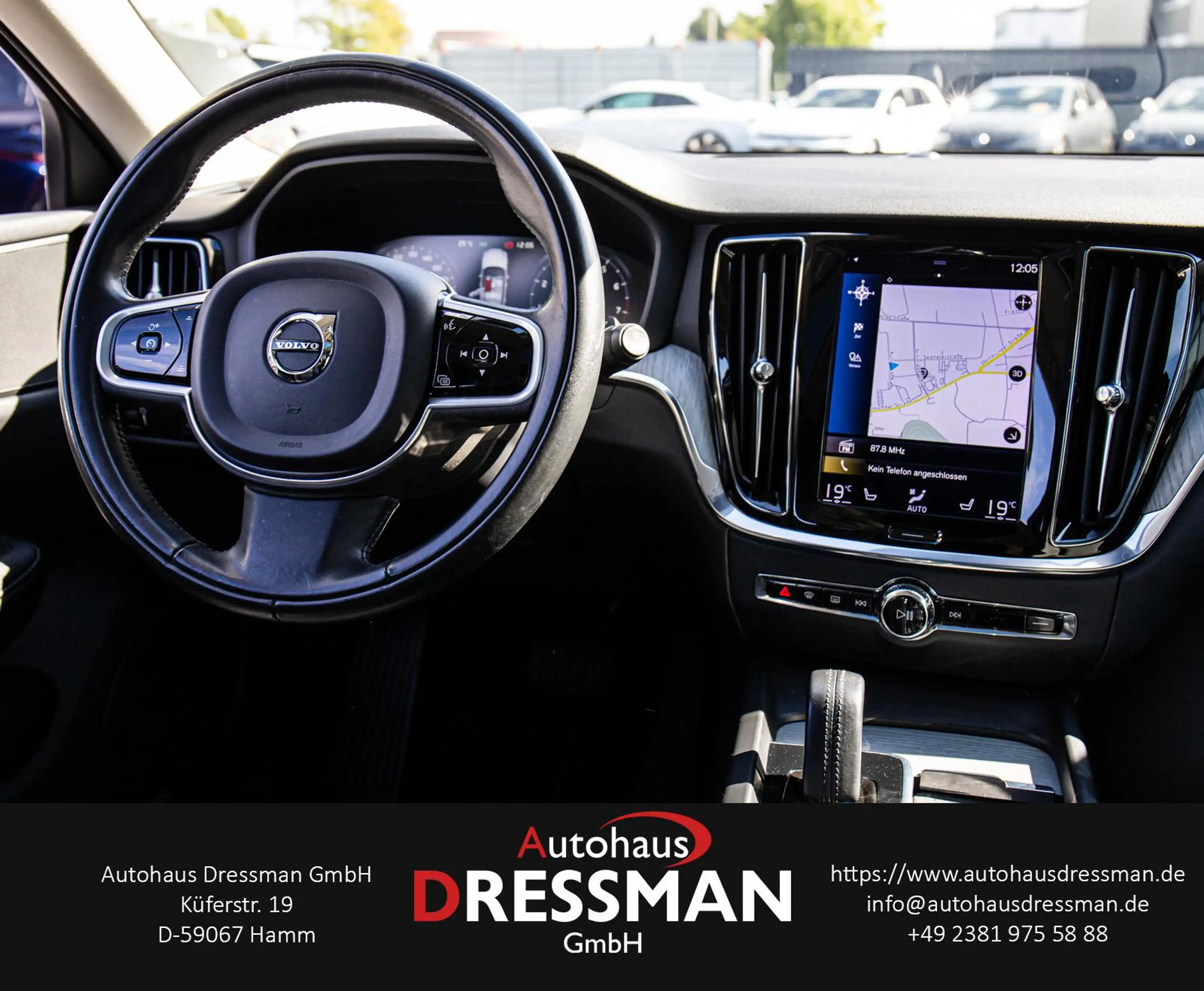 Volvo V60 Cross Country PRO PANO 360° LED SHZ STANDHZG — photo 14