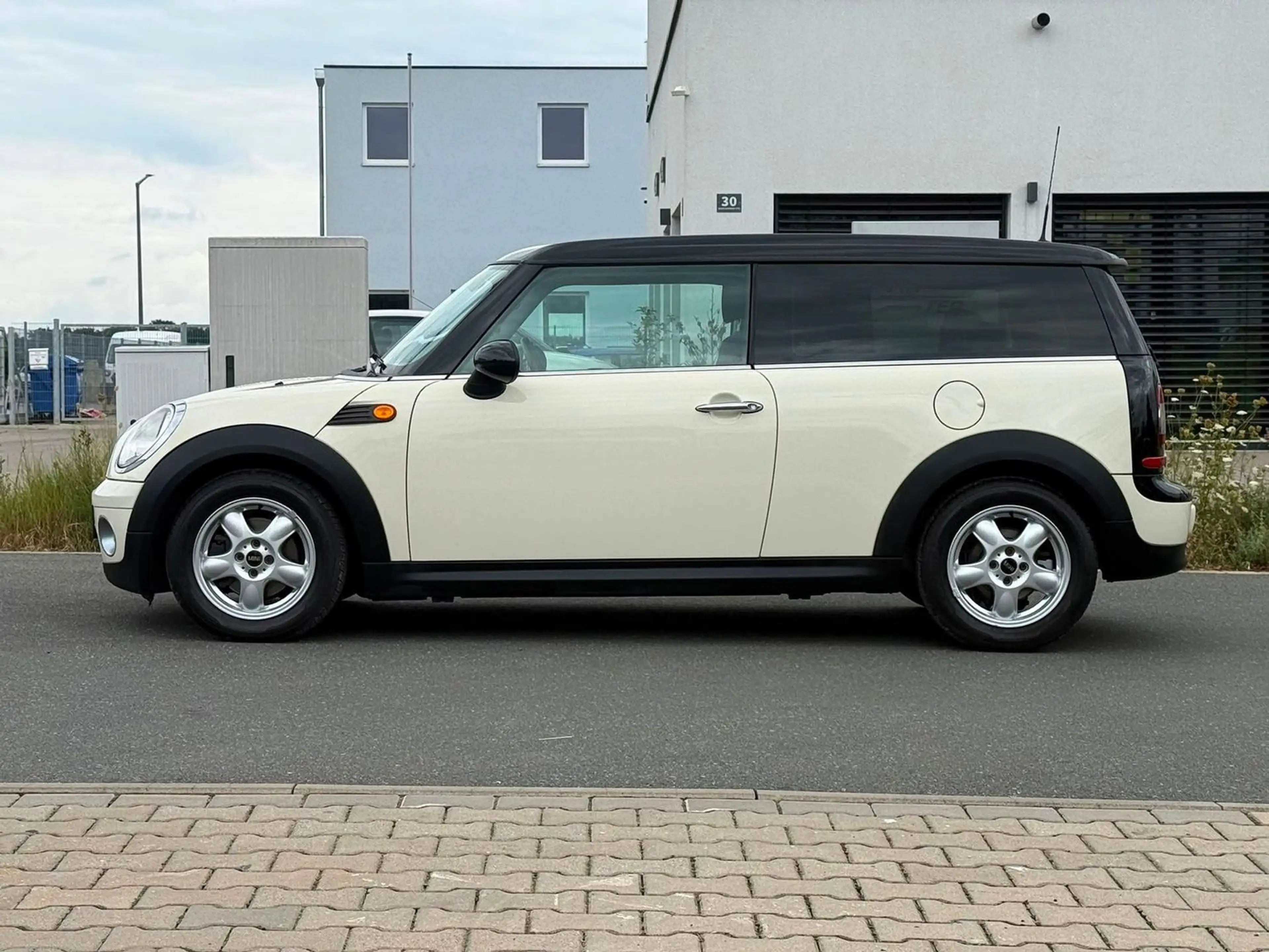 MINI Cooper Clubman *Klima*Automatik*Wenig-Km* — photo 7