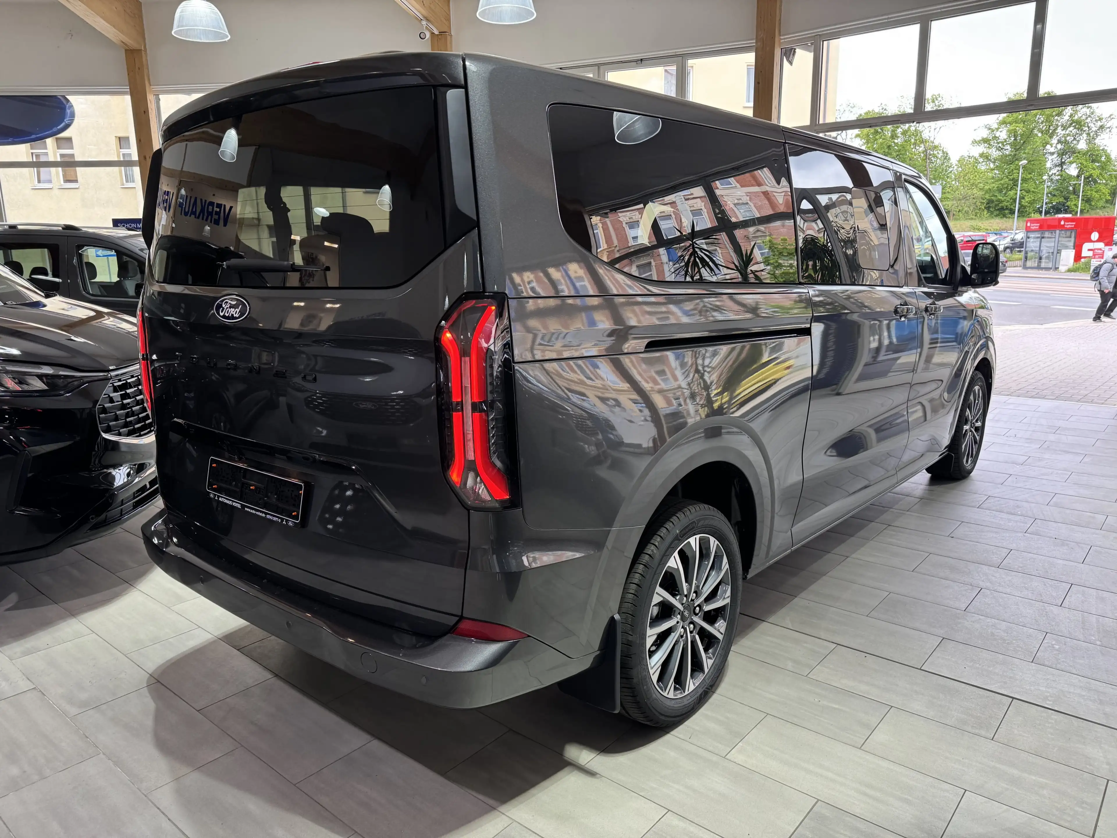 Ford Tourneo Custom Titanium X L2 MATRIX-LED / AGR-Sitze — photo 5