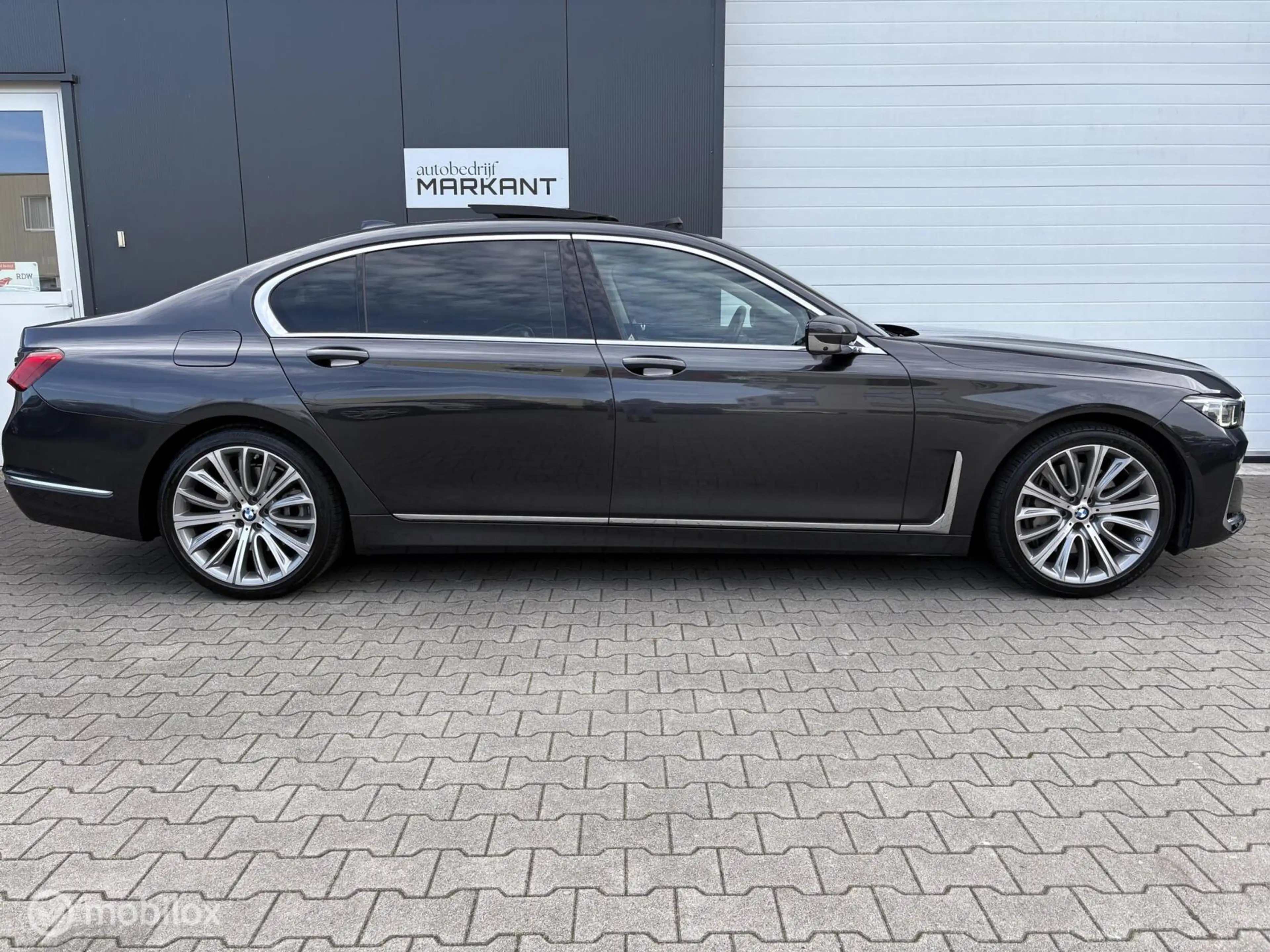 BMW 745 7-serie 745Le Sky Lounge / 4-Pers. / Luchtvering / — photo 6