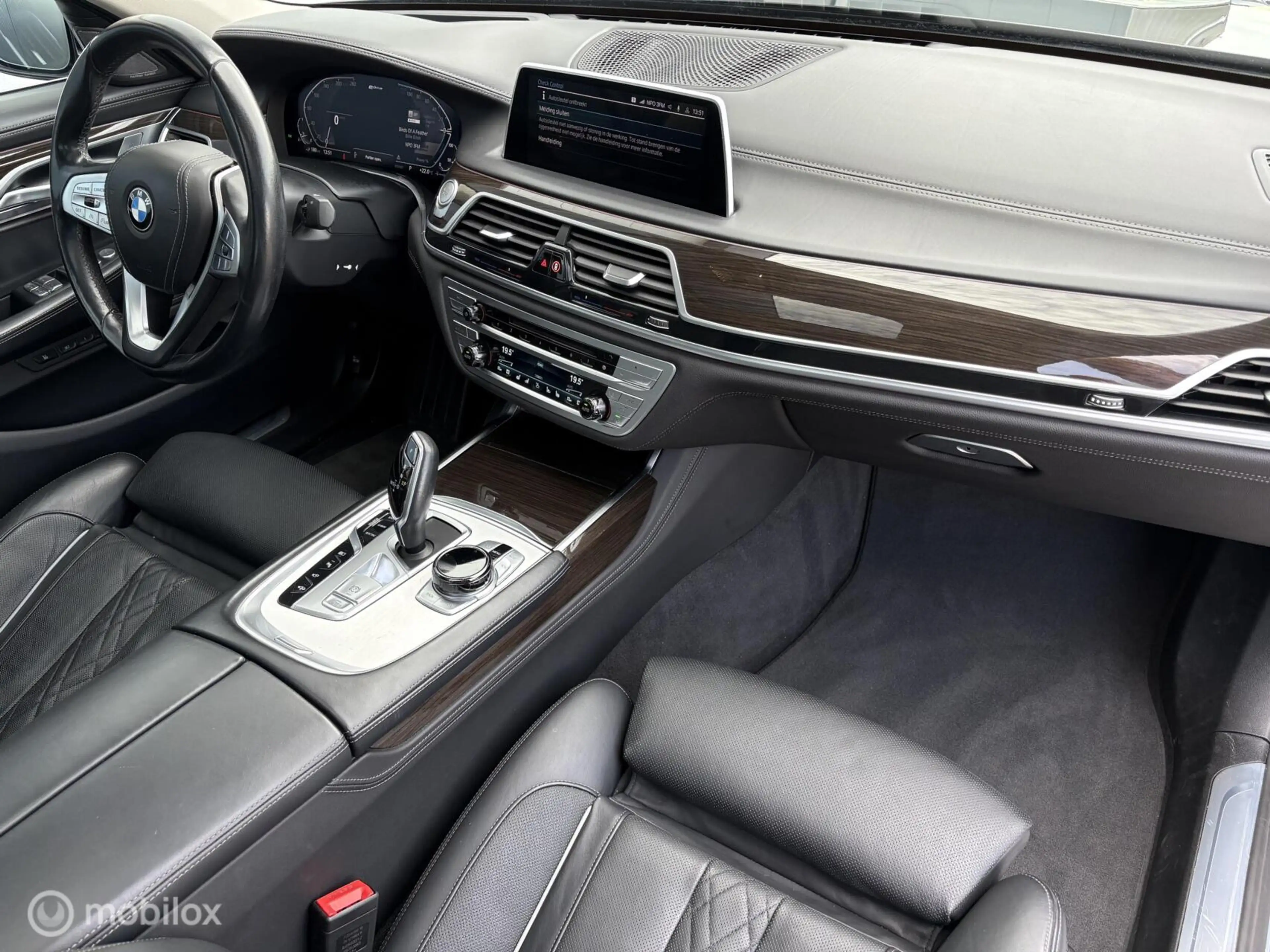 BMW 745 7-serie 745Le Sky Lounge / 4-Pers. / Luchtvering / — photo 9