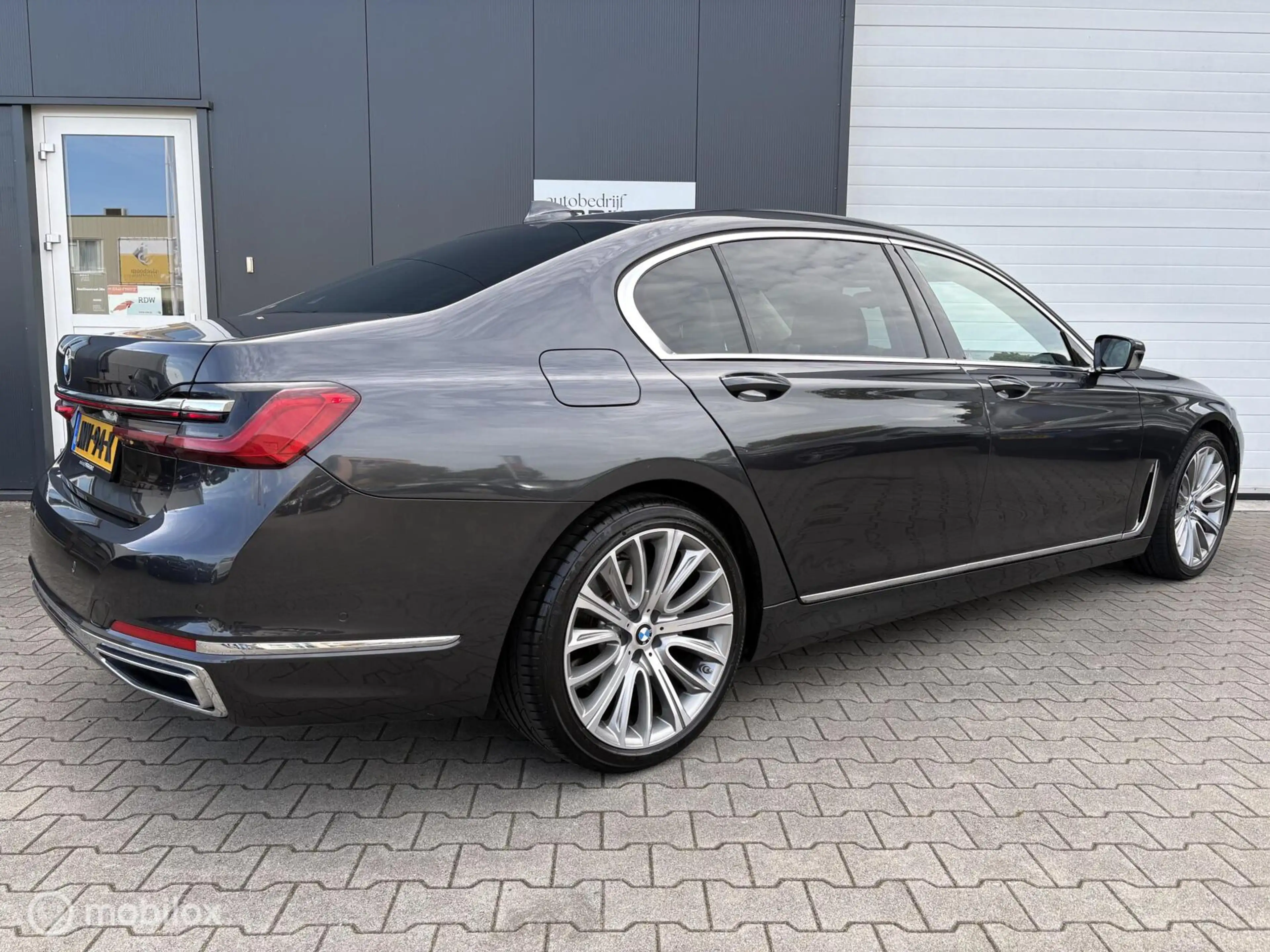 BMW 745 7-serie 745Le Sky Lounge / 4-Pers. / Luchtvering / — photo 5