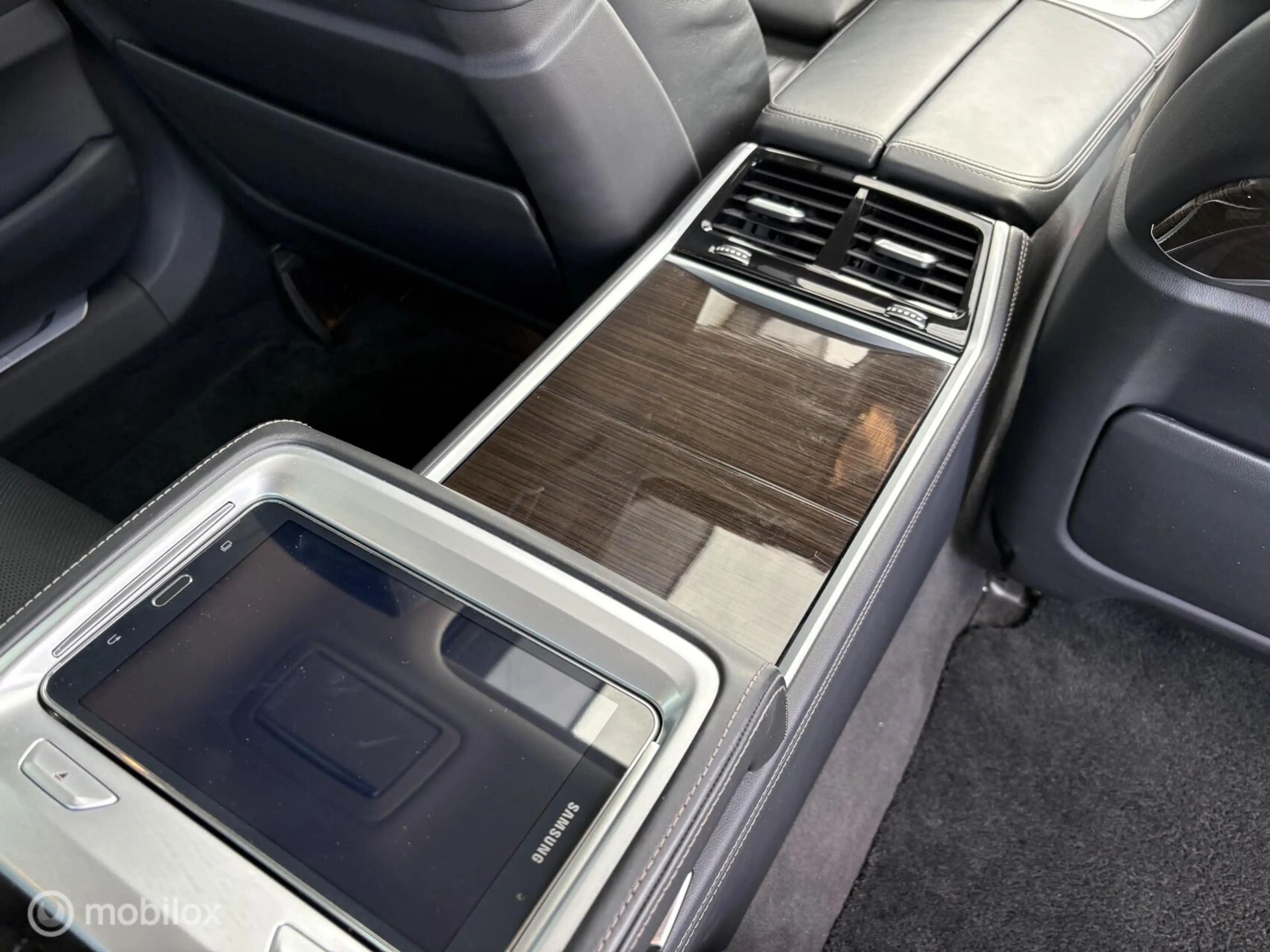 BMW 745 7-serie 745Le Sky Lounge / 4-Pers. / Luchtvering / — photo 15