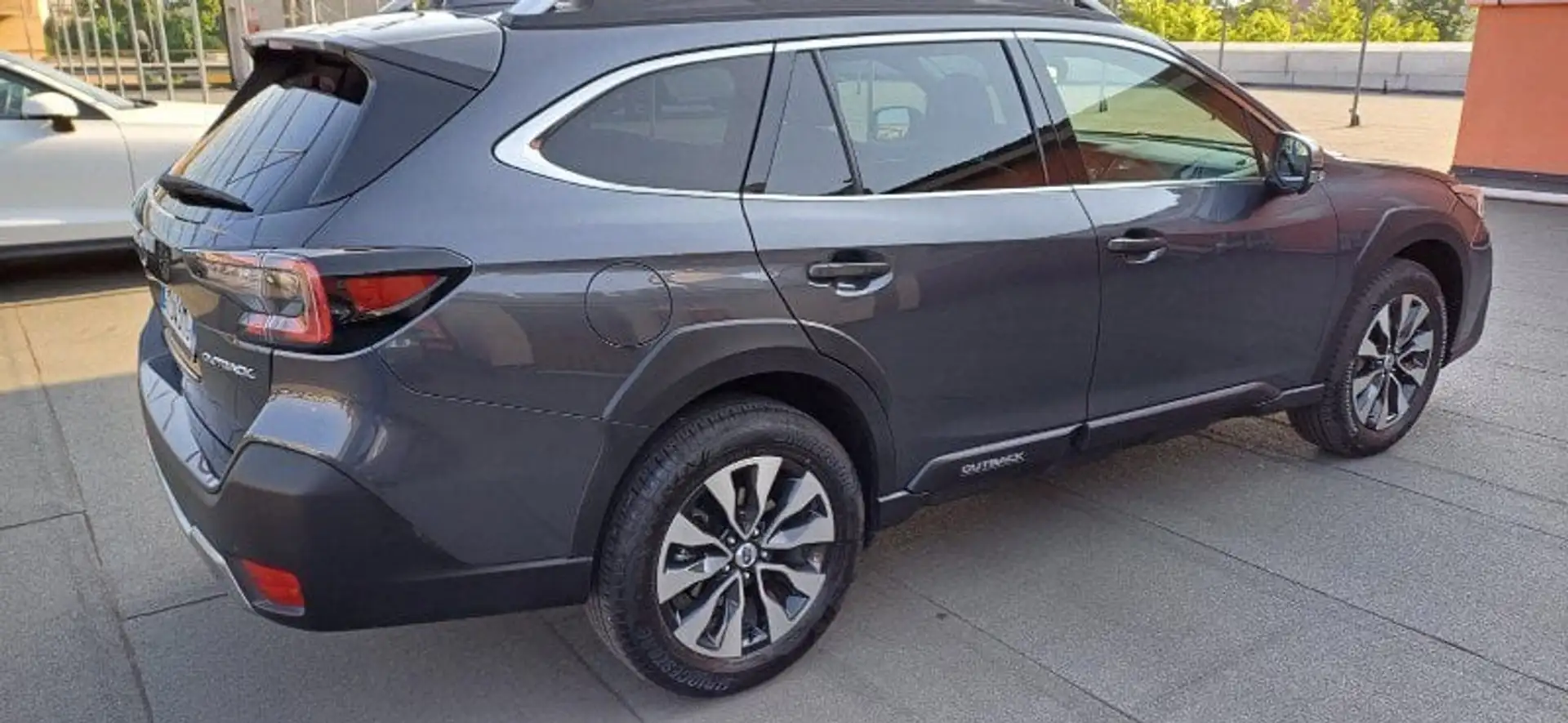 Subaru OUTBACK Outback 2.5i Lineartronic Premium - 1